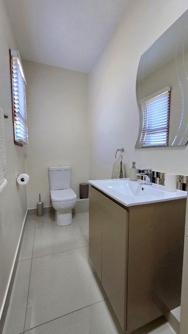 2 Bedroom Property for Sale in Key West North West